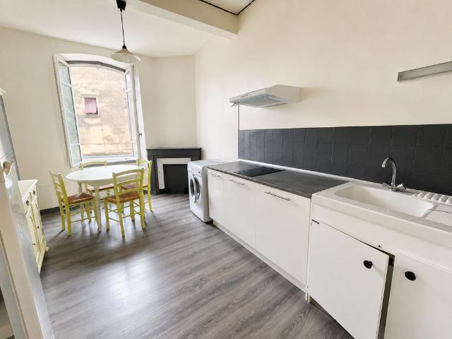 Location Appartement 2 pièces 39m² ST VALLIER 26240