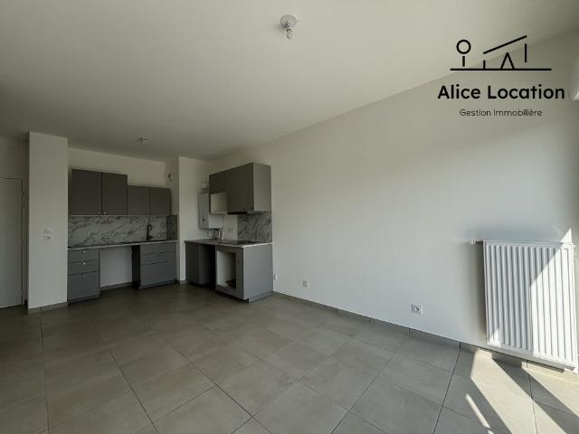 Location Appartement 2 pièces 39m² THONON LES BAINS 74200