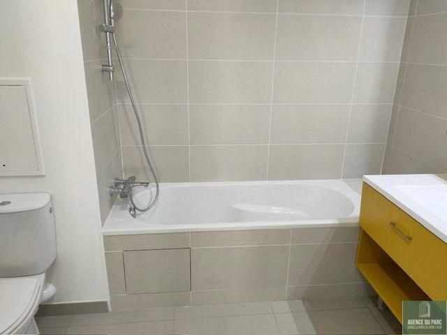 Location Appartement 2 pièces 39m² VILLE D AVRAY 92410