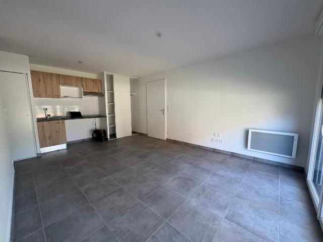 Location appartement 2 pièces TOULOUSE 43m² à 662.33€/mois CDC Habitat
