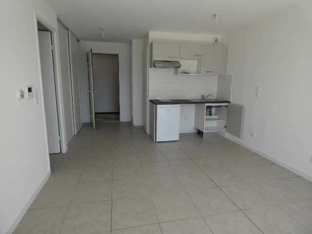 Location appartement 2 pièces TOULOUSE 42m² à 630.32€/mois CDC Habitat
