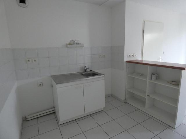 Location appartement 2 pièces TOULOUSE 46m² à 535.05€/mois CDC Habitat