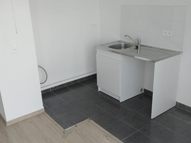 Location appartement 2 pièces VILLEPINTE 50m² à 966.13€/mois CDC Habitat