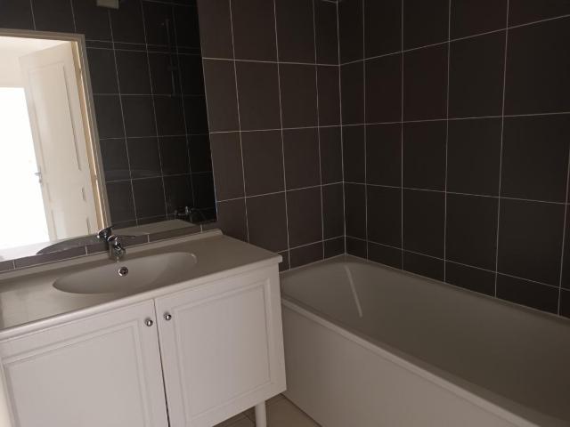 Location appartement 2 pièces ANTIBES 43m² à 912.36€/mois CDC Habitat
