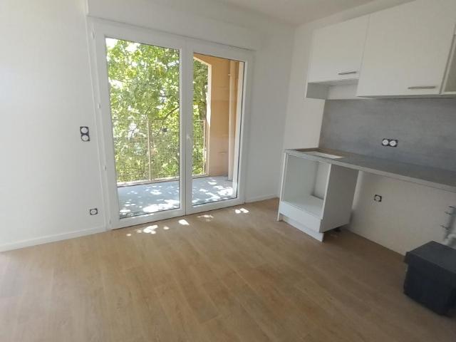 Location appartement 2 pièces BORDEAUX 44m² à 763.64€/mois CDC Habitat