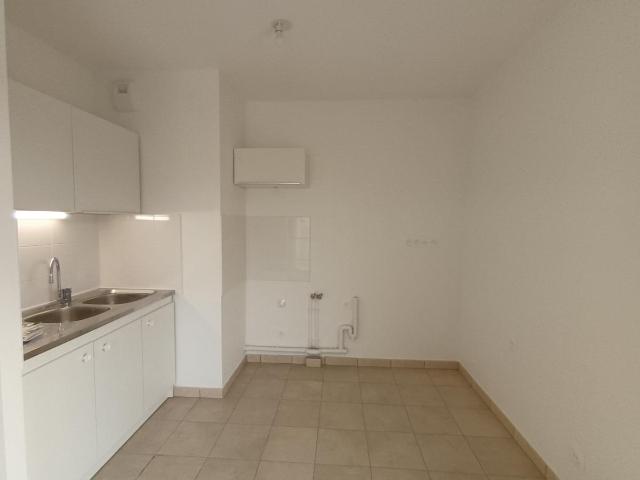 Location appartement 2 pièces BORDEAUX 49m² à 819.59€/mois CDC Habitat