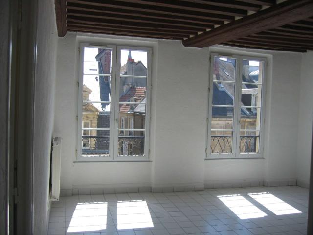 Location appartement 2 pièces Caen Centre Ancien 14
