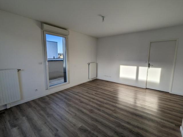 Location appartement 2 pièces CARRIERES SOUS POISSY 41m² à 820.04€/mois CDC Habitat