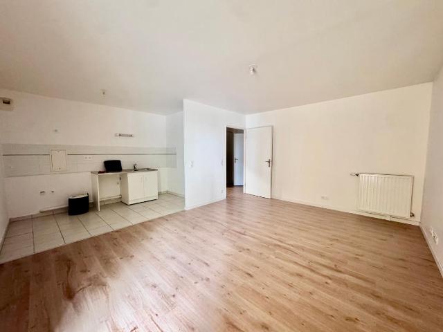 Location appartement 2 pièces CARRIERES SOUS POISSY 49m² à 925.28€/mois CDC Habitat