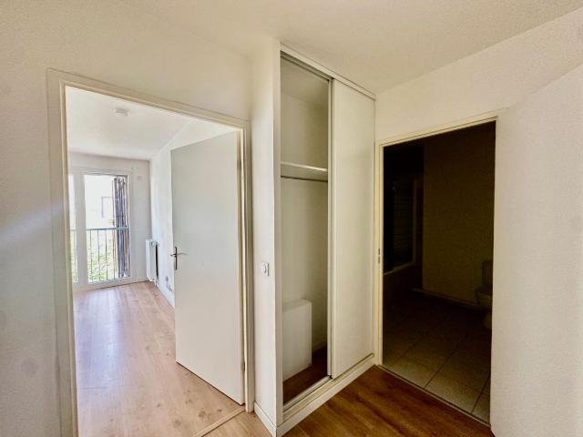 Location appartement 2 pièces CARRIERES SOUS POISSY 49m² à 925.28€/mois CDC Habitat