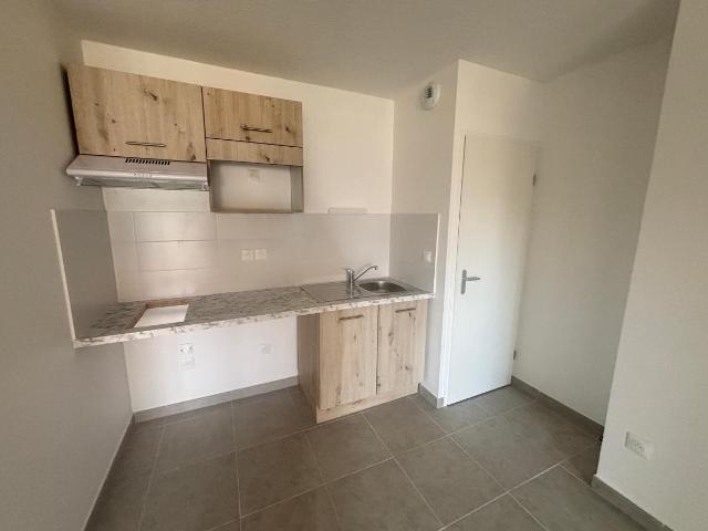 Location appartement 2 pièces CASTELGINEST 47m² à 548.10€/mois CDC Habitat