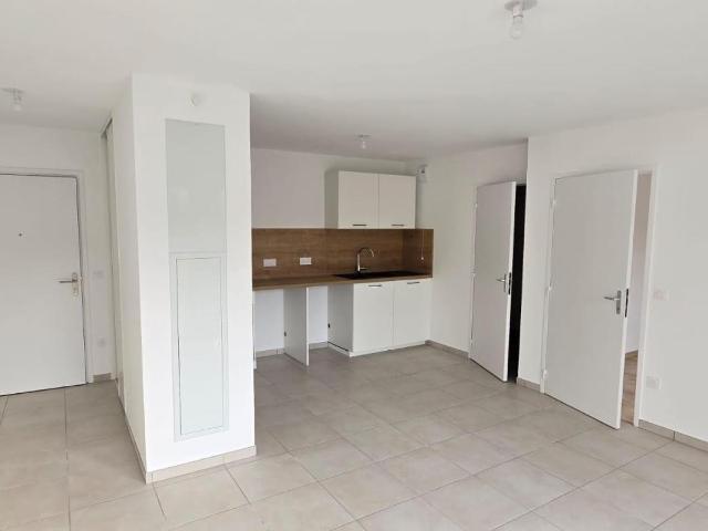 Location appartement 2 pièces CLERMONT FERRAND 48m² à 659.09€/mois CDC Habitat