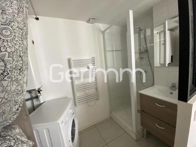 Location Appartement 2 pièces + cuisine 27 m²