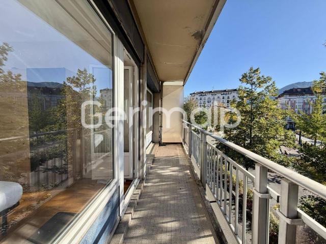 Location Appartement 2 pièces + cuisine 34,31 m²