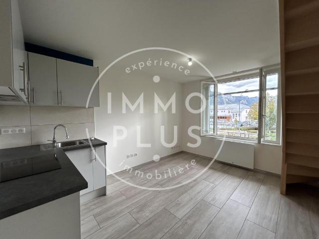 Location Appartement 2 pièces + cuisine 31,91 m²