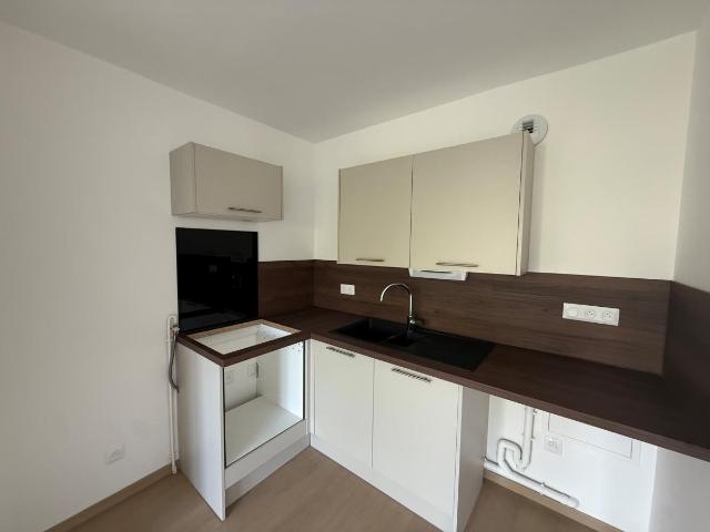 Location appartement 2 pièces DOUAI 47m² à 543.69€/mois CDC Habitat