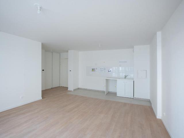 Location appartement 2 pièces ERAGNY 41m² à 893.93€/mois CDC Habitat