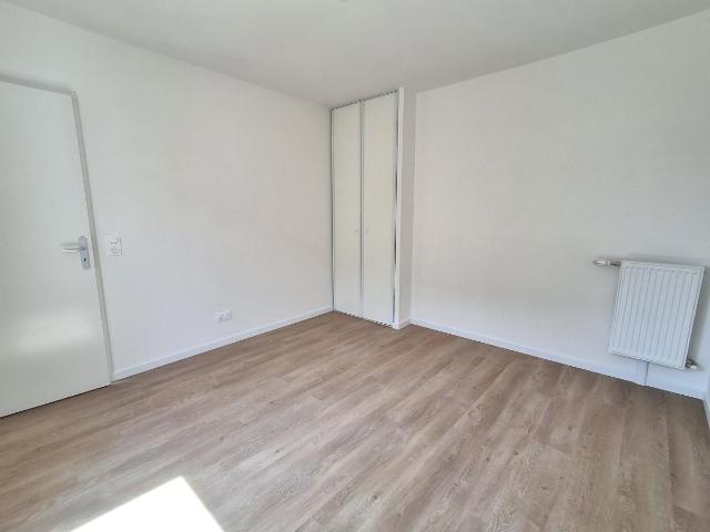Location appartement 2 pièces ERAGNY 44m² à 953.80€/mois CDC Habitat