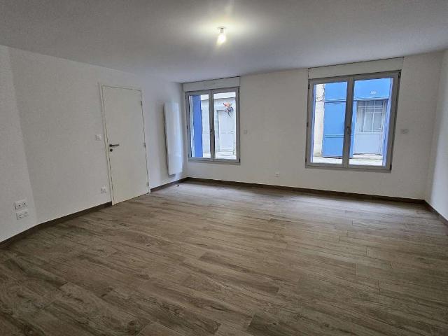 Location appartement 2 pièces Fontenay le Comte 85