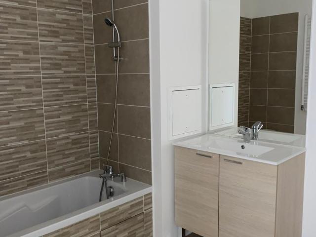 Location appartement 2 pièces GAGNY 41m² à 933.23€/mois CDC Habitat