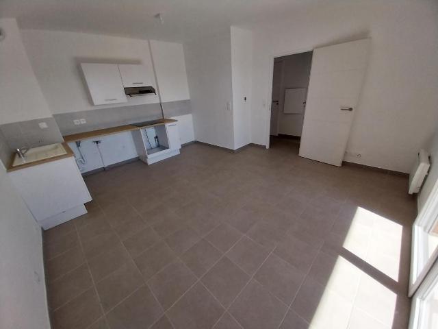Location appartement 2 pièces GRIMAUD 42m² à 776.97€/mois CDC Habitat