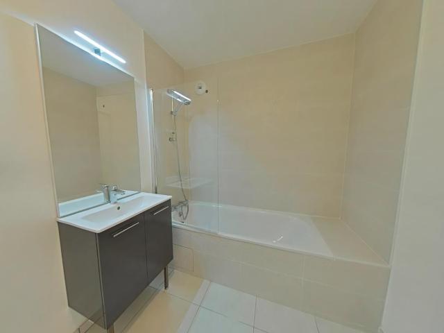 Location appartement 2 pièces HAUBOURDIN 48m² à 673.33€/mois CDC Habitat
