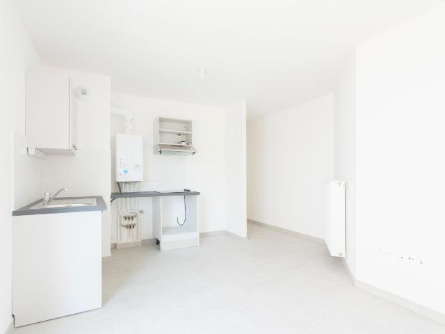 Location appartement 2 pièces JOUY LE MOUTIER 38m² à 753.03€/mois CDC Habitat