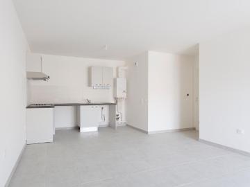 Location appartement 2 pièces JOUY LE MOUTIER 46m² à 814.10€/mois CDC Habitat