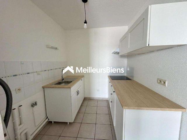 Location appartement 2 pièces Laval Hilard 53