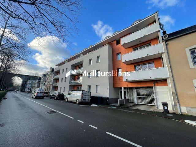 Location appartement 2 pièces Laval Hilard 53