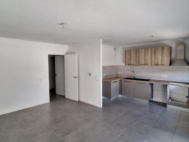 Location appartement 2 pièces LE PONT DE CLAIX 47m² à 690.22€/mois CDC Habitat
