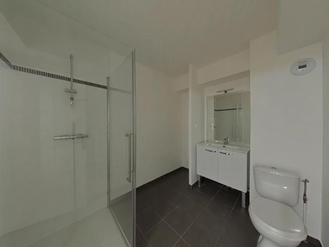Location appartement 2 pièces LILLE 44m² à 702.63€/mois CDC Habitat