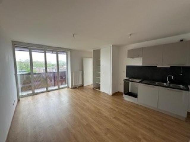 Location appartement 2 pièces LILLE 46m² à 705.14€/mois CDC Habitat