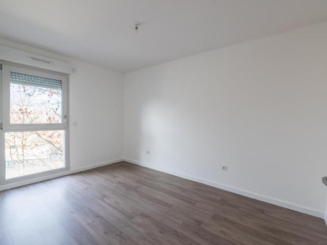 Location appartement 2 pièces LIVRY GARGAN 45m² à 879.09€/mois CDC Habitat