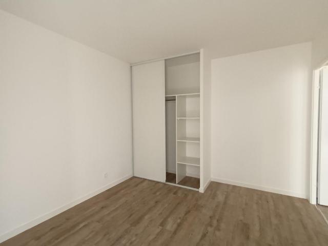 Location appartement 2 pièces LORMONT 42m² à 587.98€/mois CDC Habitat