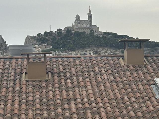 Location appartement 2 pièces Marseille 06 13006 869559