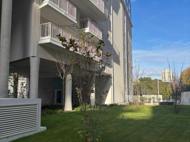 Location appartement 2 pièces MARSEILLE 42m² à 757.40€/mois CDC Habitat