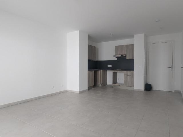 Location appartement 2 pièces MARSEILLE 44m² à 897.11€/mois CDC Habitat