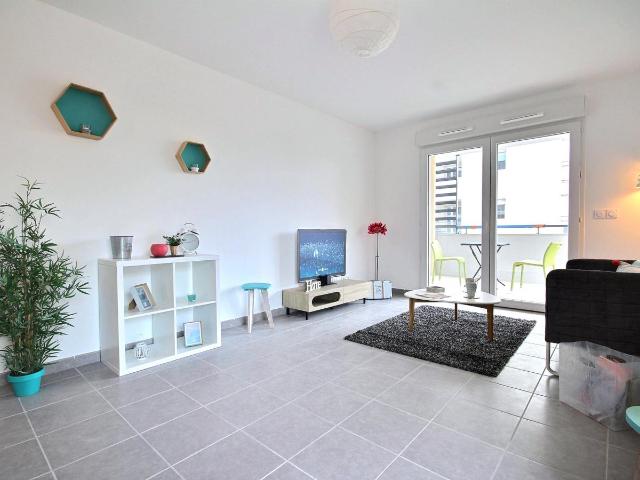 Location appartement 2 pièces MARSEILLE 51m² à 812.23€/mois CDC Habitat