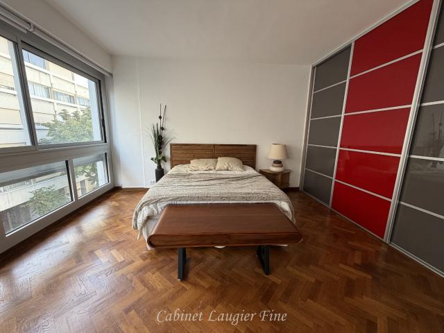 location appartement 2 pièces Marseille Ecole, commerce
