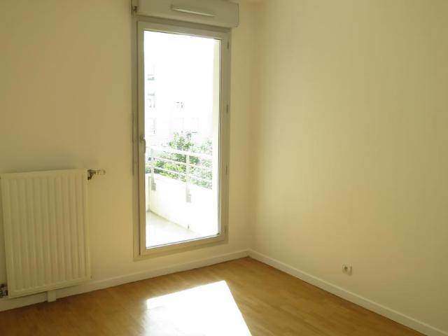 Location appartement 2 pièces MASSY 44m² à 962.75€/mois CDC Habitat