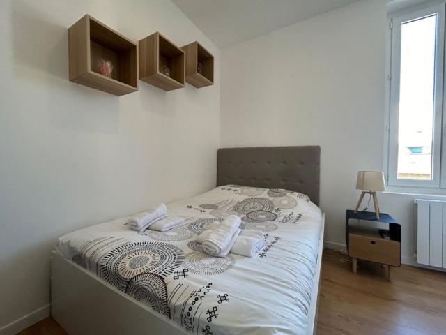 Location Appartement 2 pièces Meublé 28m² LYON 8ème