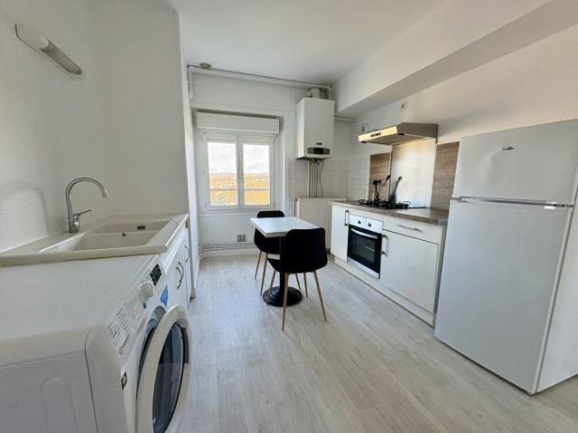Location Appartement 2 pièces Meublé 29m² BRIVE LA GAILLARDE 19100