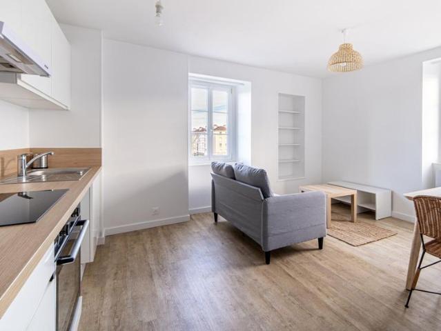 Location Appartement 2 pièces Meublé 30m² NANTES 44000