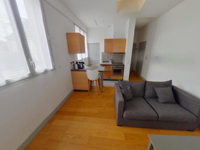 Location Appartement 2 pièces Meublé 36m² TOURS 37000