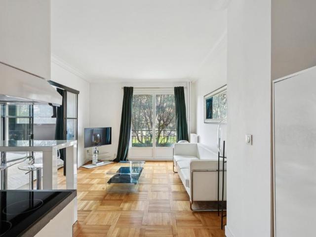 Location Appartement 2 pièces Meublé 40m² PARIS 16 75116