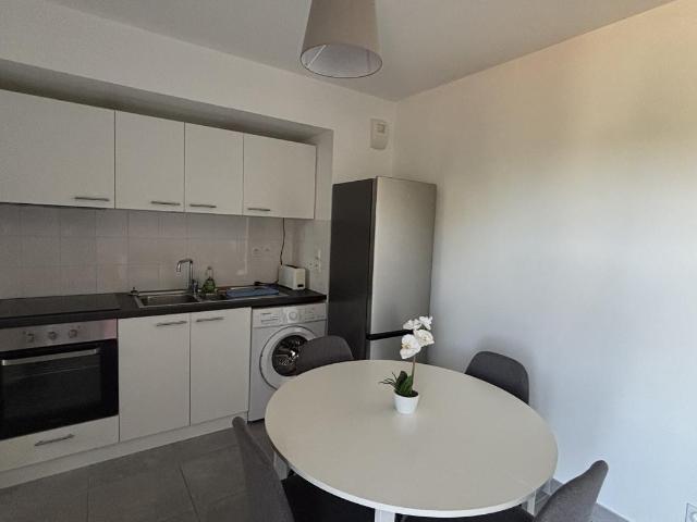 Location Appartement 2 pièces Meublé 41m² NANTES 44000