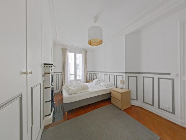 Location Appartement 2 pièces Meublé 41m² PARIS 17ème