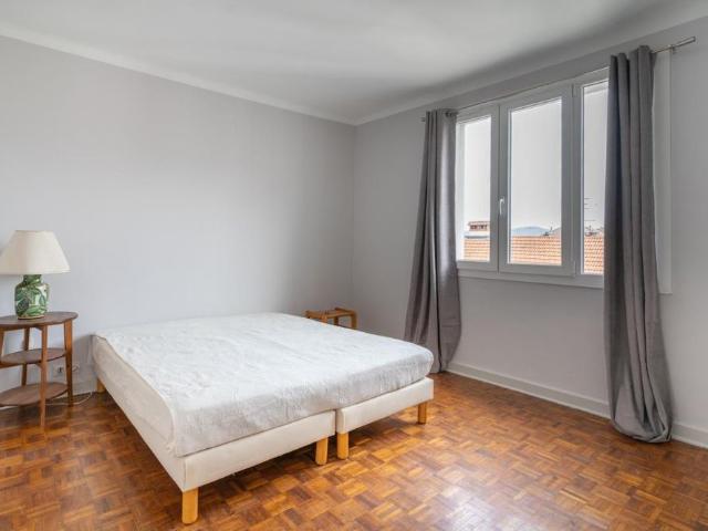 Location Appartement 2 pièces Meublé 45m² ANNECY 74000