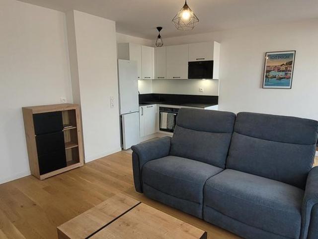 Location Appartement 2 pièces Meublé 46m² ISSY LES MOULINEAUX 92130
